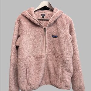 Patagonia Women’s Fleece Jacket in Soft Pink